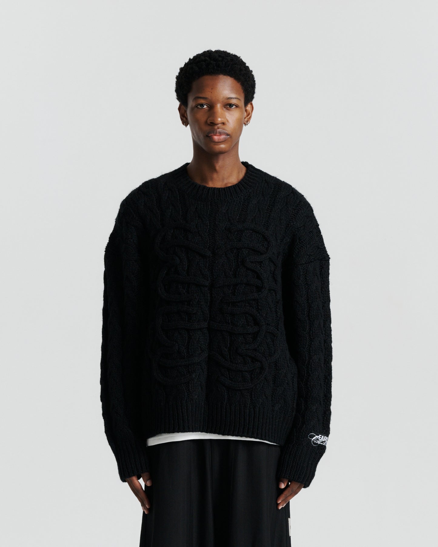 Monogram Crew - Black