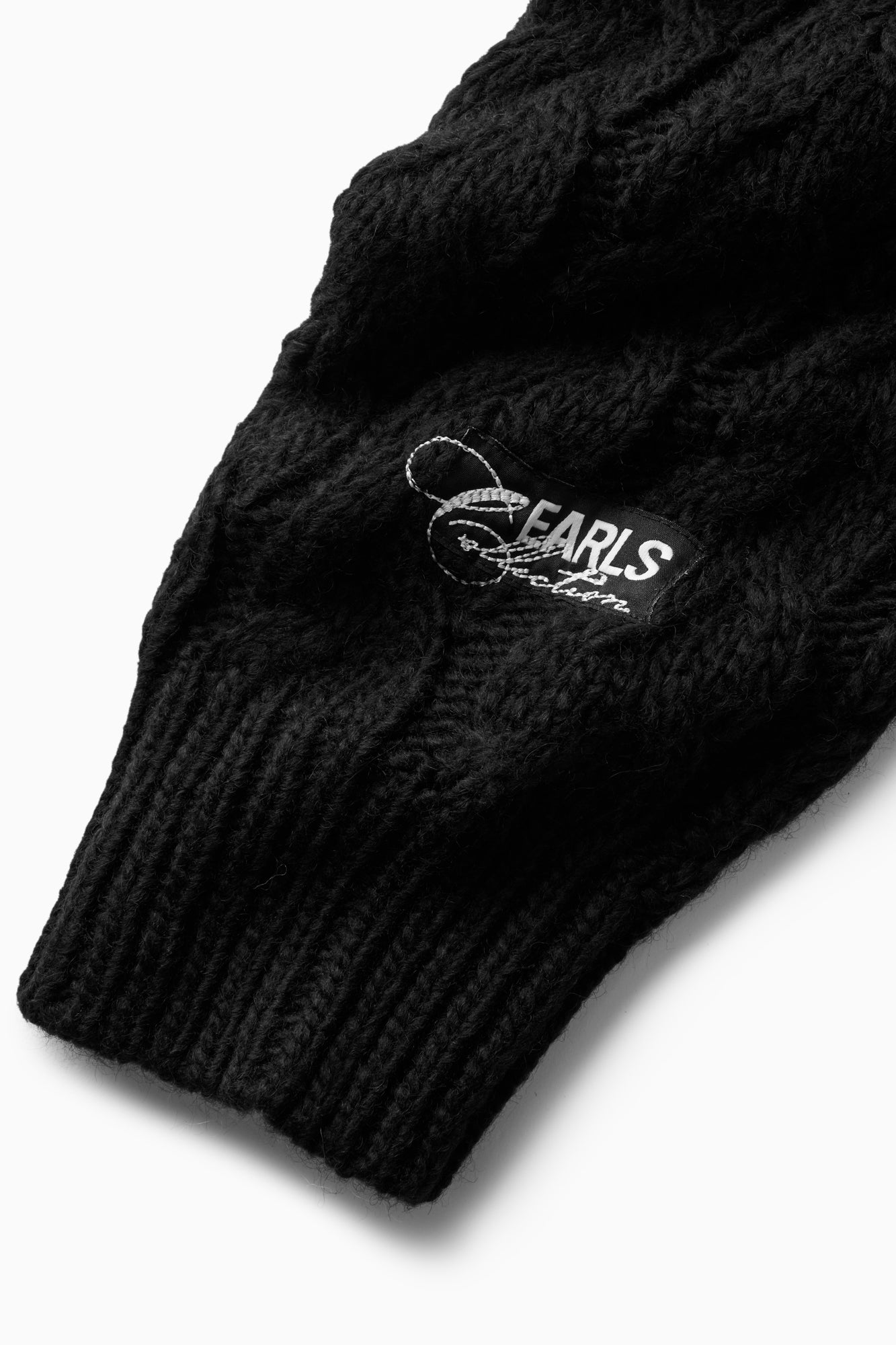 Monogram Crew - Black