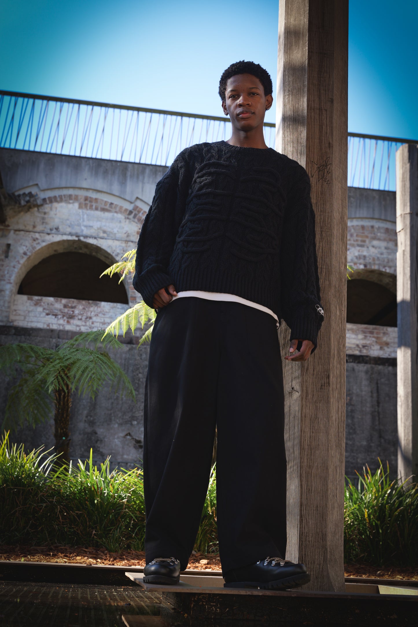 Monogram Crew - Black