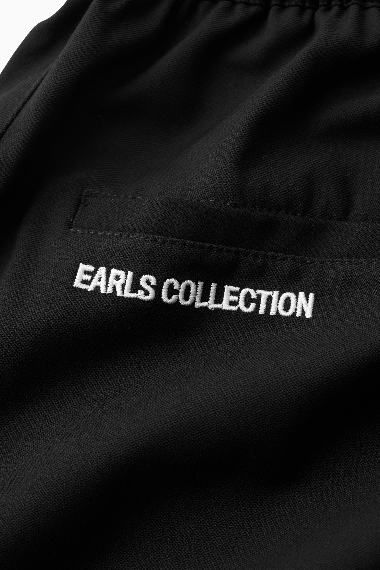 Relax Short - Black