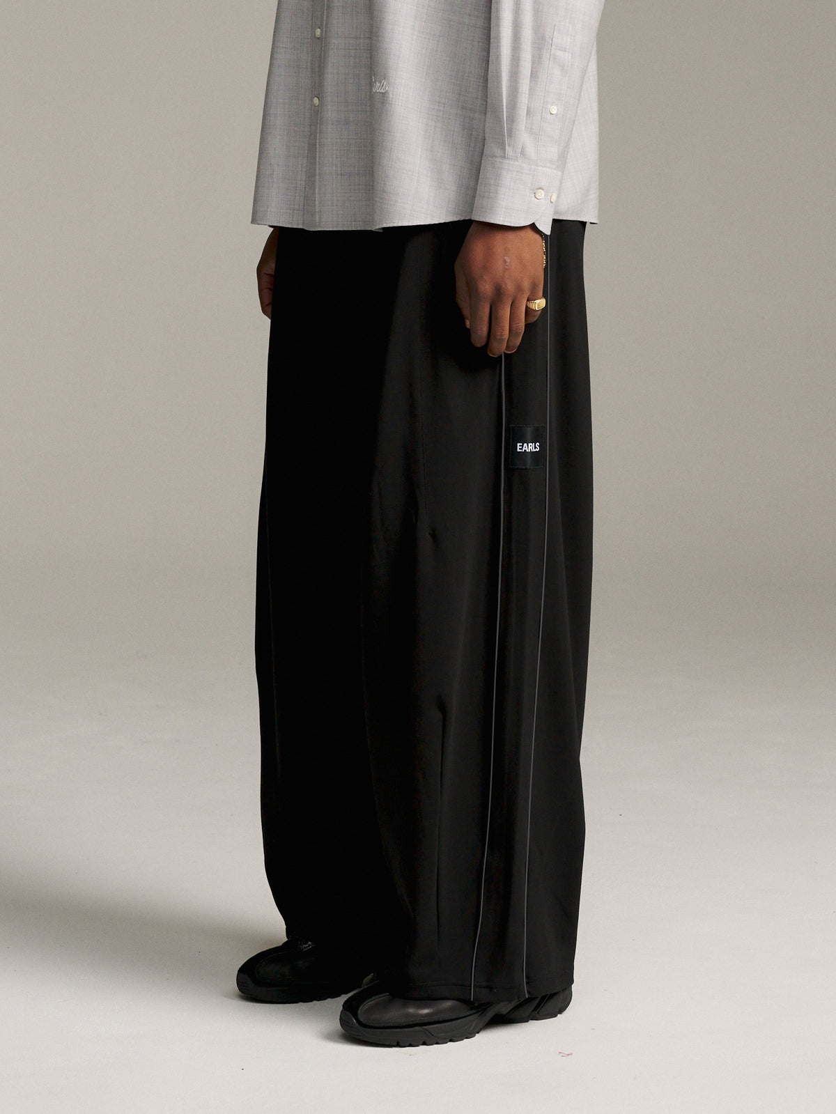 Piped Relax Pant - Black