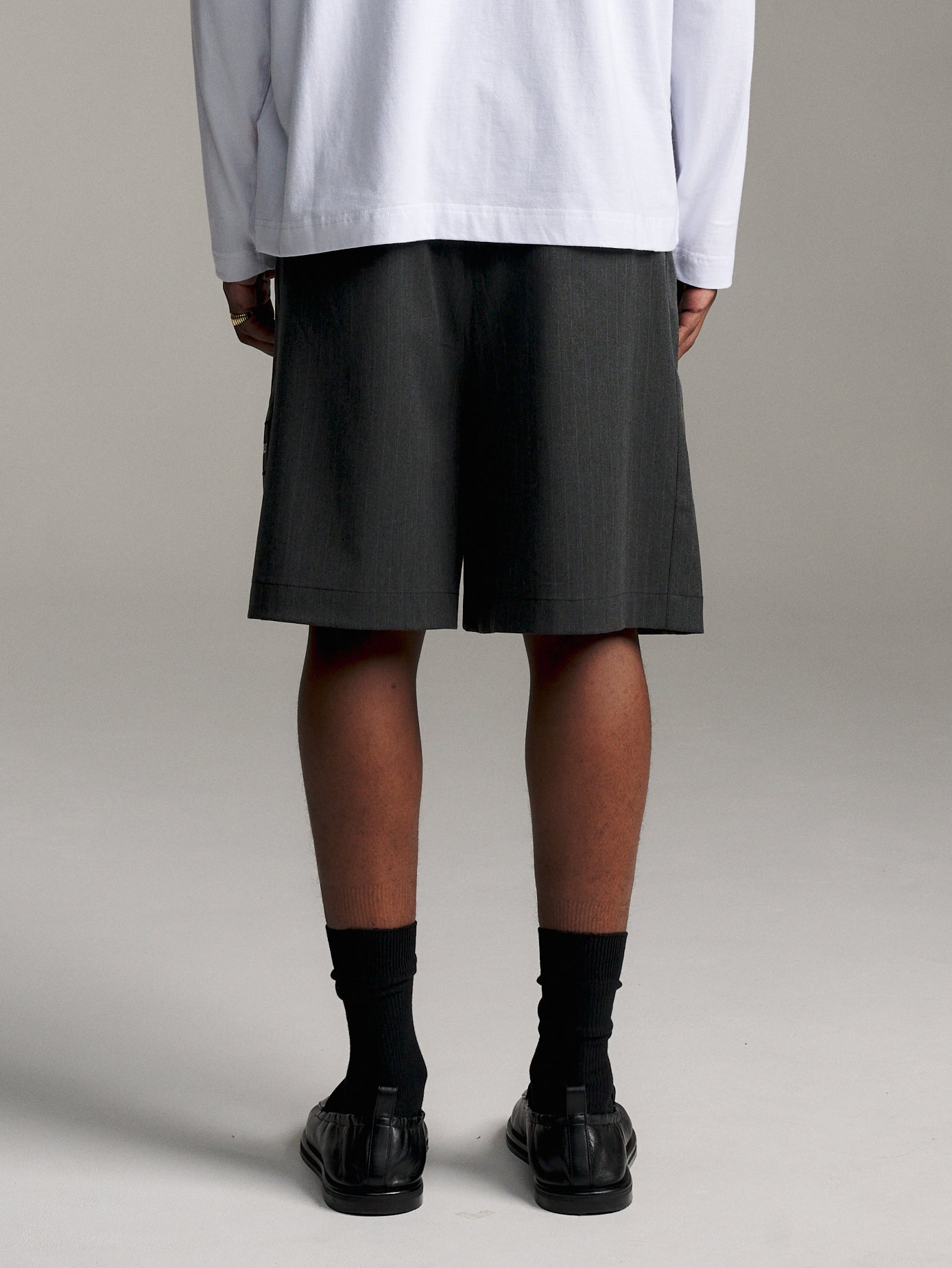 TR Relax Short - Black Stripe