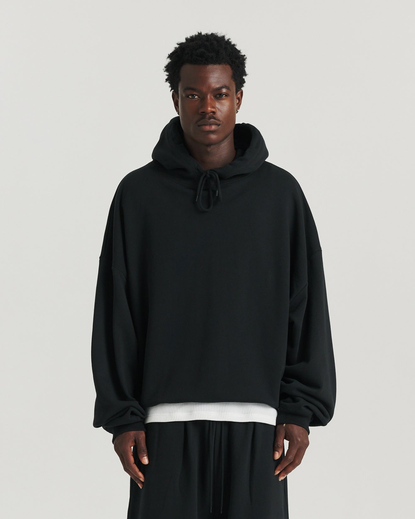 Warm Up Hood - Black