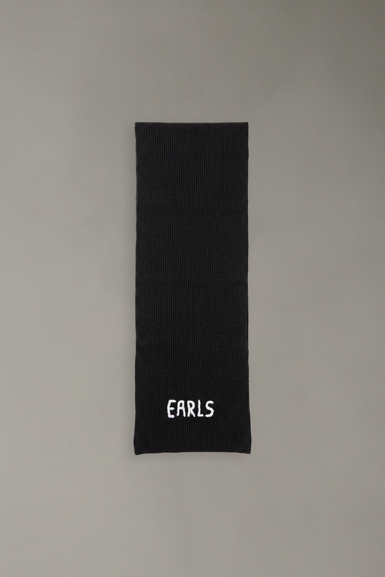 Sleek Knit Scarf - Black/White