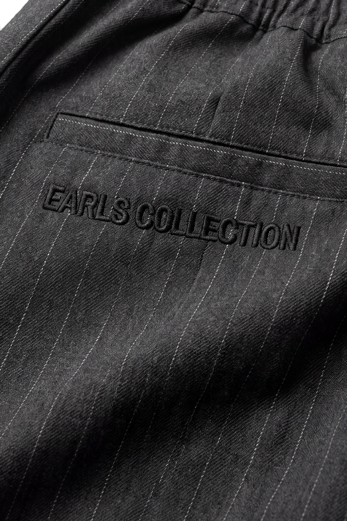 Relax Short - Grey Marle Pinstripe