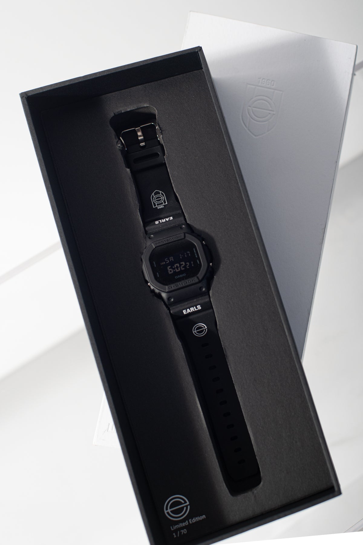 EARLS X G-SHOCK DW-5600 